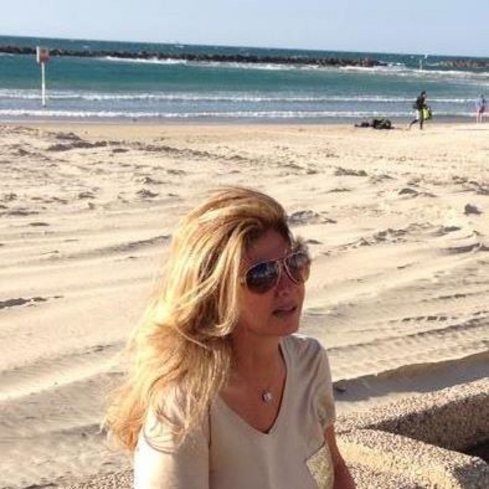 Meet your Posher, Nurit